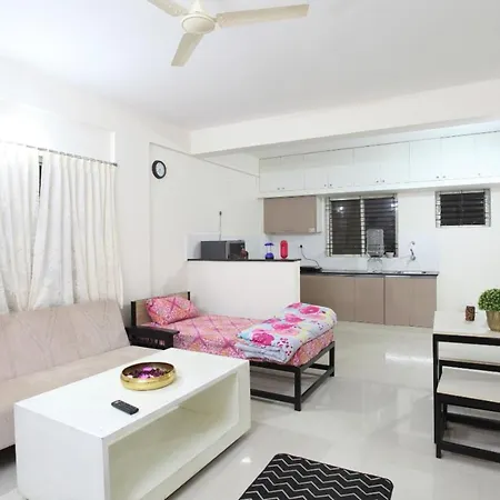 Qualtems Guest House-With Ac Options Bangalore Exterior photo