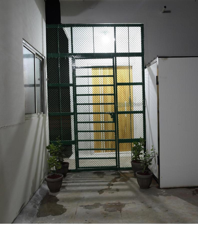 Qualtems Guest House-with Ac Options Apartment Bangalore
