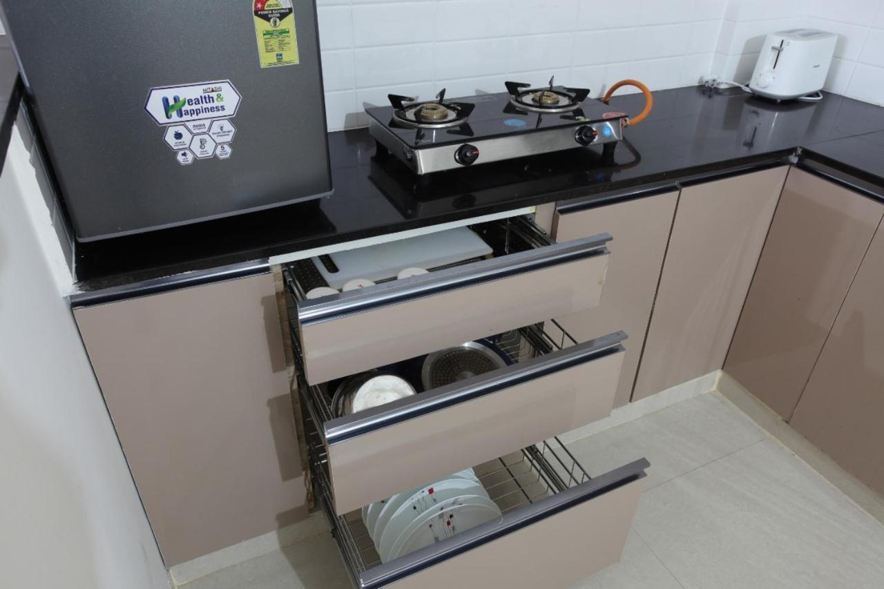 Apartment Qualtems Guest House-with Ac Options Bangalore