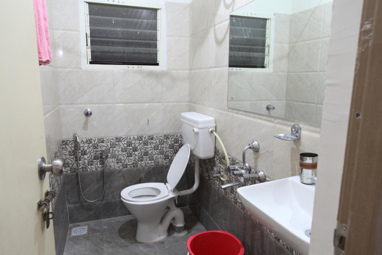 Qualtems Guest House-with Ac Options * Bangalore